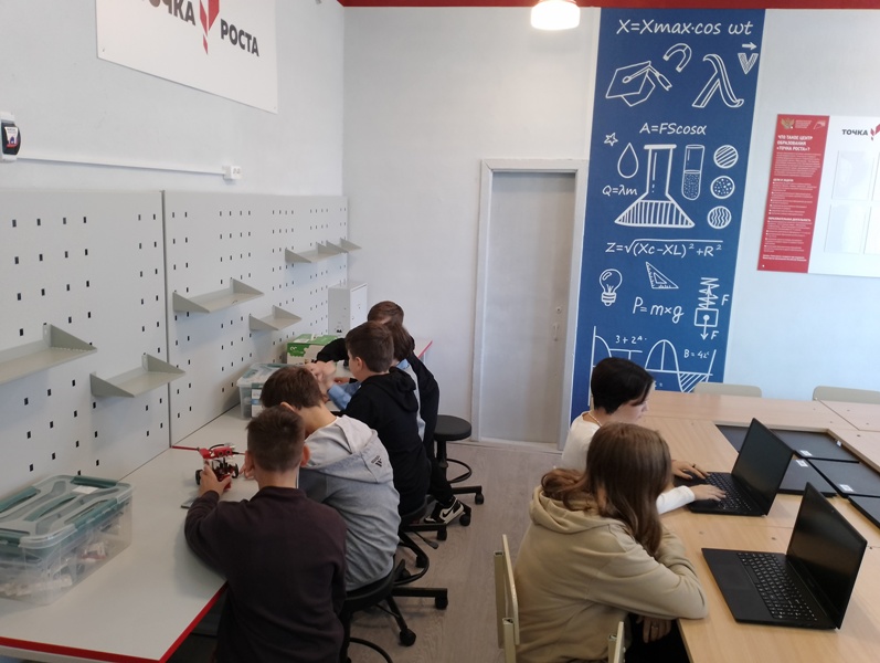 Собираем роботов.